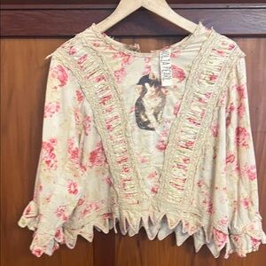 Magnolia Pearl Vintage Floral Blouse in Pink and Cream